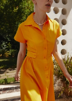 A wholesale clothing model wears 16315 - Poplin Shirt Dress - Orange, Turkish wholesale Dress of Fk.Pynappel