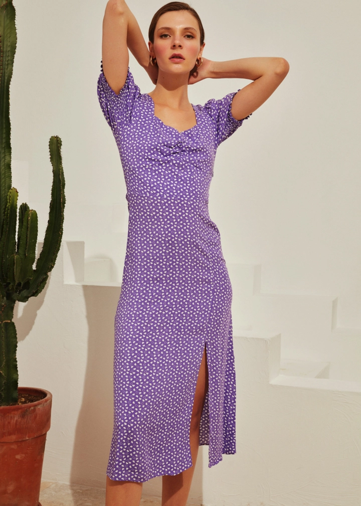 A wholesale clothing model wears 10143 - Heart Patterned Mid Dress - Purple, Turkish wholesale Dress of Fk.Pynappel