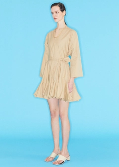 Un mannequin de vêtements en gros porte 10182 - Dress With Skirt Godet - Beige, Robe en gros de Fk.Pynappel en provenance de Turquie