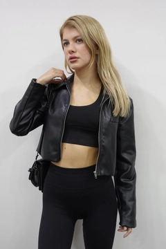 A wholesale clothing model wears flw10072-leather-jacket-black, Turkish wholesale Jacket of Flow