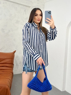 A wholesale clothing model wears grf10216-striped-oversize-women's-shirt, Turkish wholesale Shirt of Gravel Fashion