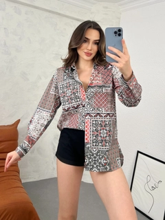 A wholesale clothing model wears grf10223-tile-patterned-women's-oversize-shirt, Turkish wholesale Shirt of Gravel Fashion