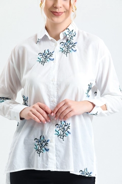 A wholesale clothing model wears GRF10038 - Shirt - Fully Embroidered, Turkish wholesale Shirt of Gravel Fashion