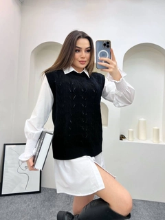 Hurtowa modelka nosi HEL10004 - Shirt Sweater Set, turecka hurtownia Koszula firmy Helios