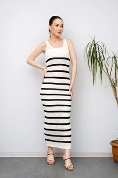 A wholesale clothing model wears HEL10074 - Lined Knitwear Dress, Turkish wholesale Dress of Helios