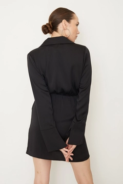 Una modelo de ropa al por mayor lleva 38984 - Dress - Black, Vestido turco al por mayor de Helin Avşar