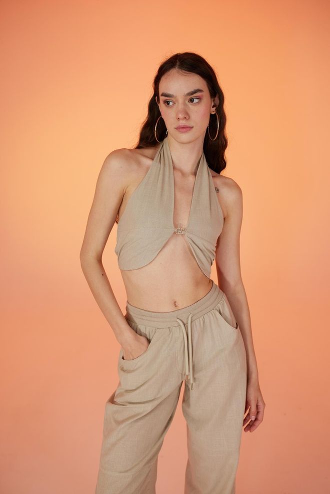 Holly Lolly Croptop Met Accessoires Beige Groothandel Kleding Elegant