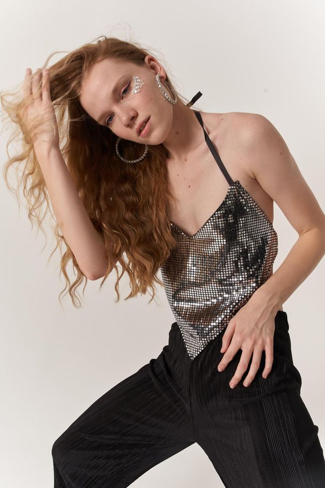 Holly Lolly Glammy Triangle Crop Grau Großhandelskleidung Glam