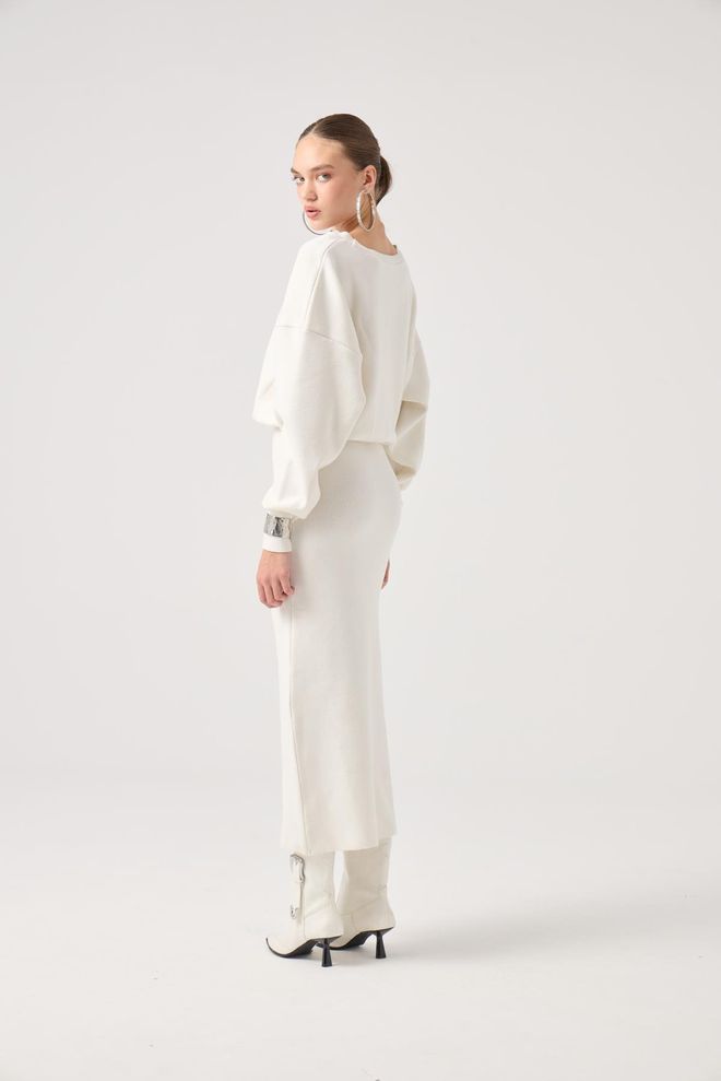 Holly Lolly فستان أبيض بياقة قارب بطول ميدي وسترة ملابس بالجملة 1