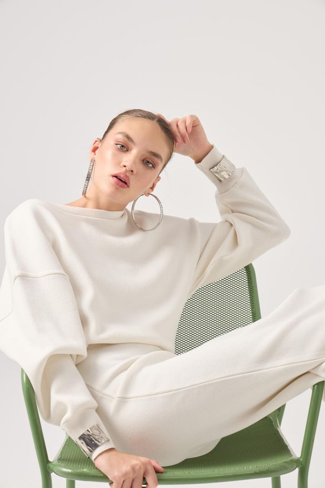 Holly Lolly فستان أبيض بياقة قارب بطول ميدي وسترة ملابس بالجملة صالة