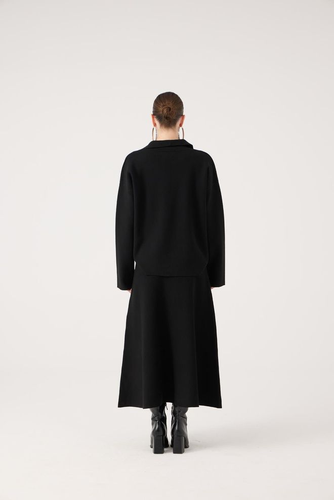 Holly Lolly Siyah Bol Kalıp Kazak Çentikli Yakayla Toptan Giyim Zarif