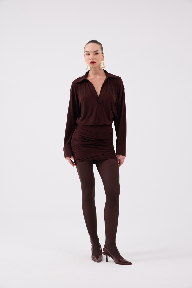 Holly Lolly Vestido Marrón Elegante Sexy Formal Bodycon Mini Con Manga Larga Recta Y Cuello Profundo Ropa al por mayor Sexy