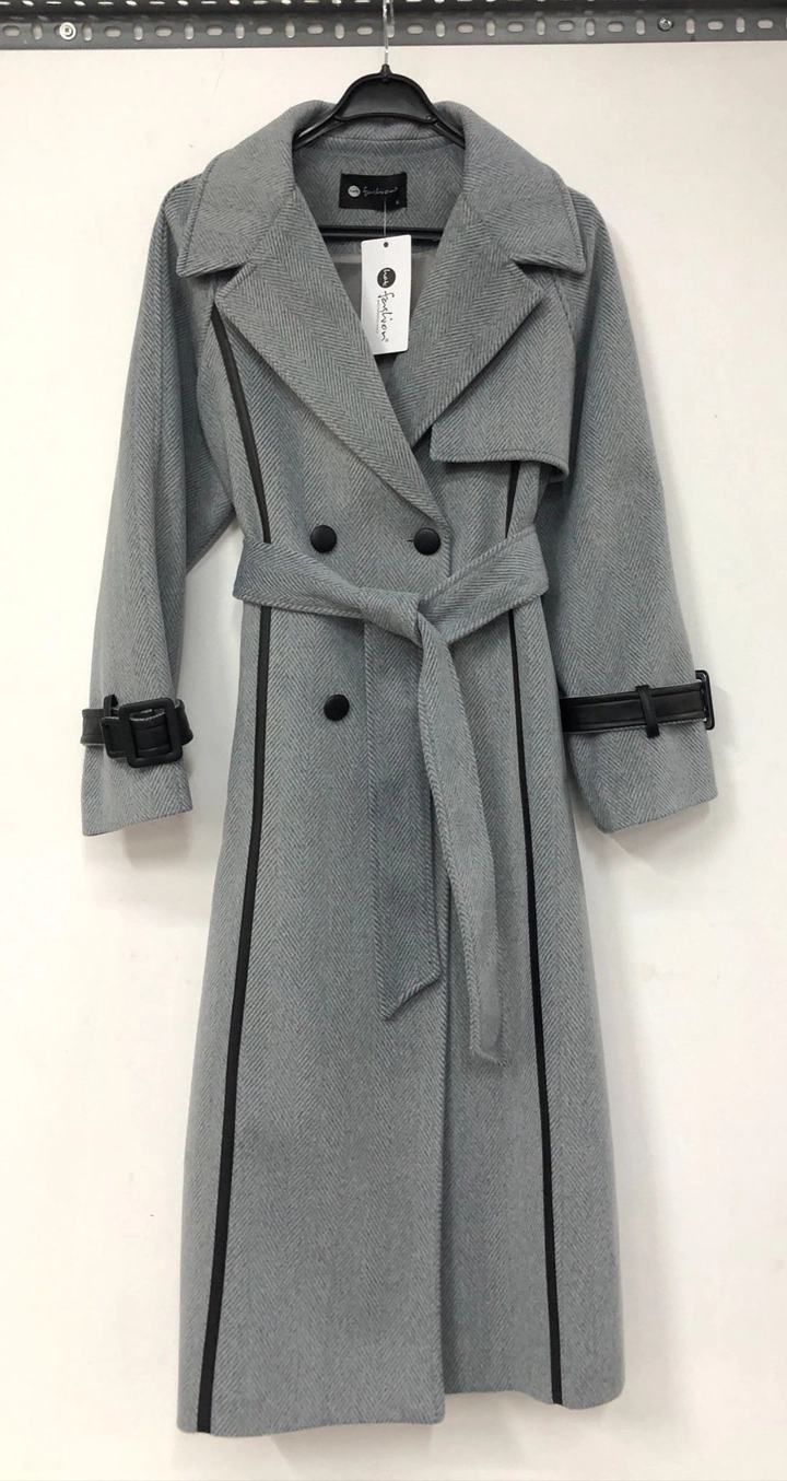 A wholesale clothing model wears HOT10099 - Leather Belt Coat - Gray, Turkish wholesale Coat of Hot Fashion