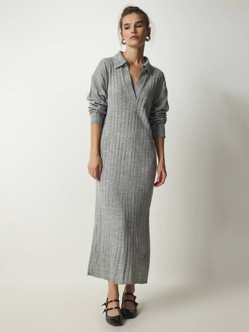 A wholesale clothing model wears  Ribbed Polo Neck Dress - Gray
, Turkish wholesale Dress of Hot Fashion