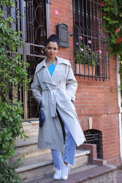 A wholesale clothing model wears HOT10108 - Trench Coat - Gray, Turkish wholesale Trenchcoat of Hot Fashion