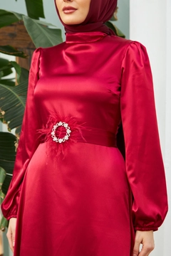 Модел на дрехи на едро носи HUL10053 - Sule Evening Dress - Claret Red, турски едро рокля на Hulya Keser
