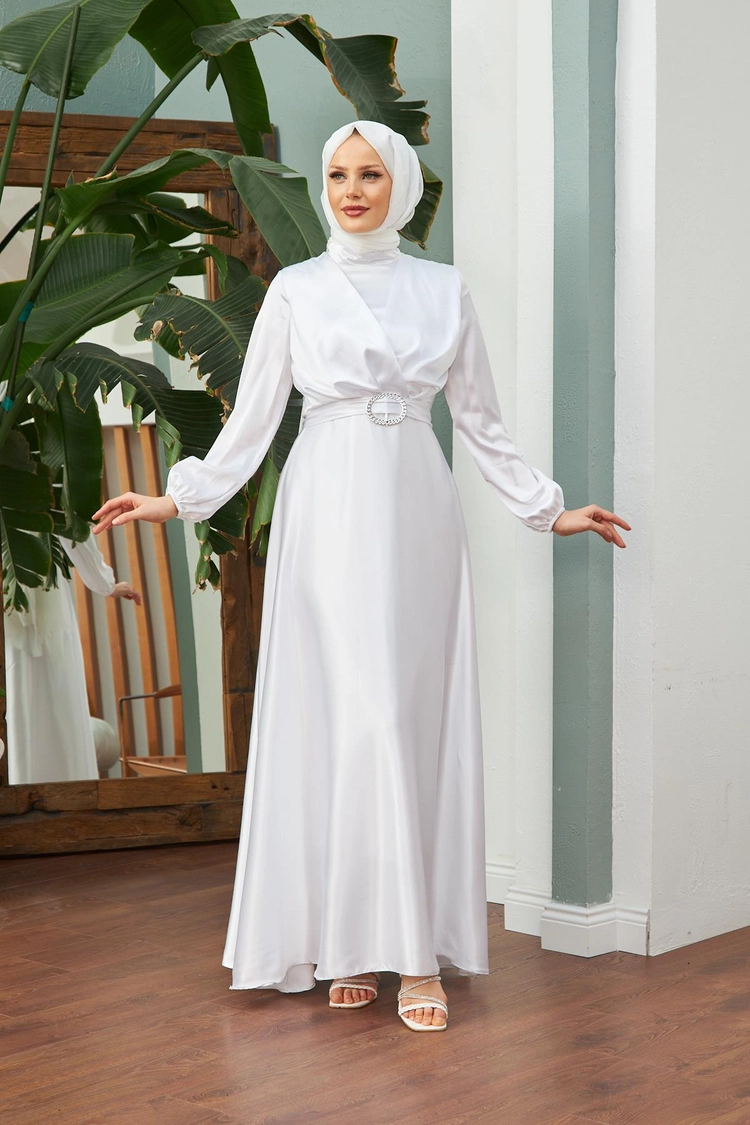 A model wears HUL10073 - Noble Satin Evening Dress - White, wholesale Dress of Hulya Keser to display at Lonca
