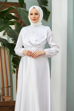 Um modelo de roupas no atacado usa HUL10073 - Noble Satin Evening Dress - White, atacado turco Vestir de Hulya Keser
