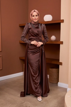 A wholesale clothing model wears hul10382-azra-evening-dress-brown, Turkish wholesale Dress of Hulya Keser