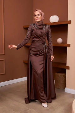 A wholesale clothing model wears hul10382-azra-evening-dress-brown, Turkish wholesale Dress of Hulya Keser