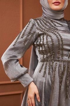 A wholesale clothing model wears hul10421-asian-evening-dress-gray, Turkish wholesale Dress of Hulya Keser