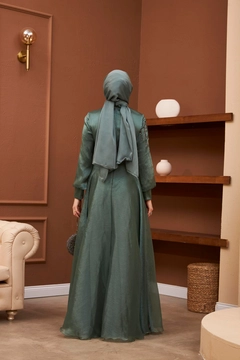 A wholesale clothing model wears hul10430-asian-evening-dress-mint-green, Turkish wholesale Dress of Hulya Keser