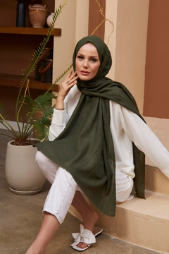 A wholesale clothing model wears hul10571-bamboo-shawl-khaki, Turkish wholesale Shawl of Hulya Keser