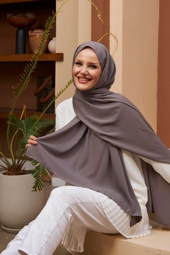 A wholesale clothing model wears hul10585-medina-silk-shawl-mink, Turkish wholesale Shawl of Hulya Keser