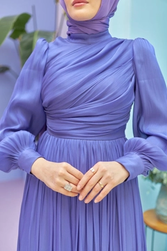 A wholesale clothing model wears hul10618-efil-evening-dress-purple, Turkish wholesale Dress of Hulya Keser