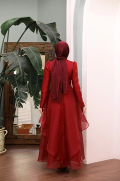 Модель оптовой продажи одежды носит 47344 - Evening Dress - Red, турецкий оптовый товар Одеваться от Hulya Keser.