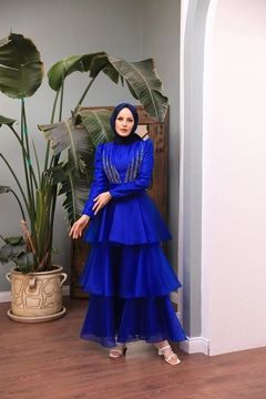 Een kledingmodel uit de groothandel draagt 47357 - Evening Dress - Sax, Turkse groothandel Jurk van Hulya Keser