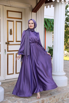 A model wears 37652 - Evening Dress - Lilac, wholesale Dress of Hulya Keser to display at Lonca