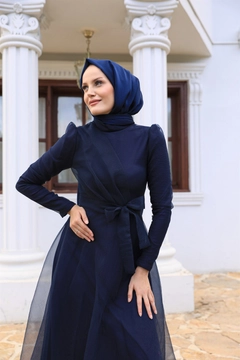 A wholesale clothing model wears 37665 - Evening Dress - Navy Blue, Turkish wholesale Dress of Hulya Keser