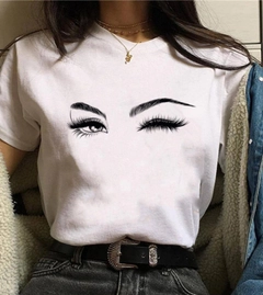 A wholesale clothing model wears jan13877-women's-short-sleeve-crew-neck-eye-printed-viscose-black, Turkish wholesale Tshirt of Janes