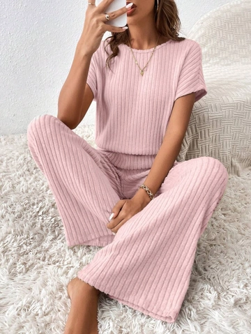 A wholesale clothing model wears  Women's Short Sleeve Elastic Waist Thick Ribbed Camisole Loose Jumpsuit - Pink
, Turkish wholesale Jumpsuit of Janes