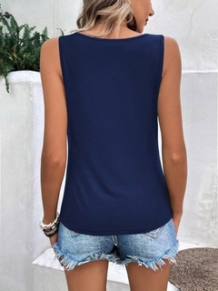 A wholesale clothing model wears jan14243-women's-sleeveless-collar-detailed-viscose-blouse-navy-blue, Turkish wholesale Blouse of Janes