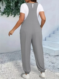 A wholesale clothing model wears jan14282-women's-strappy-halter-neck-salwar-jumpsuit-gray, Turkish wholesale Jumpsuit of Janes