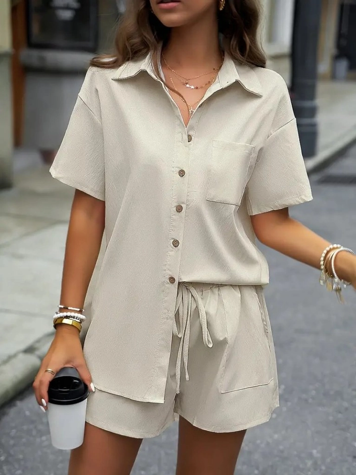 A wholesale clothing model wears jan14471-women's-short-sleeve-aerobin-shirt-and-shorts-set-beige, Turkish wholesale Suit of Janes