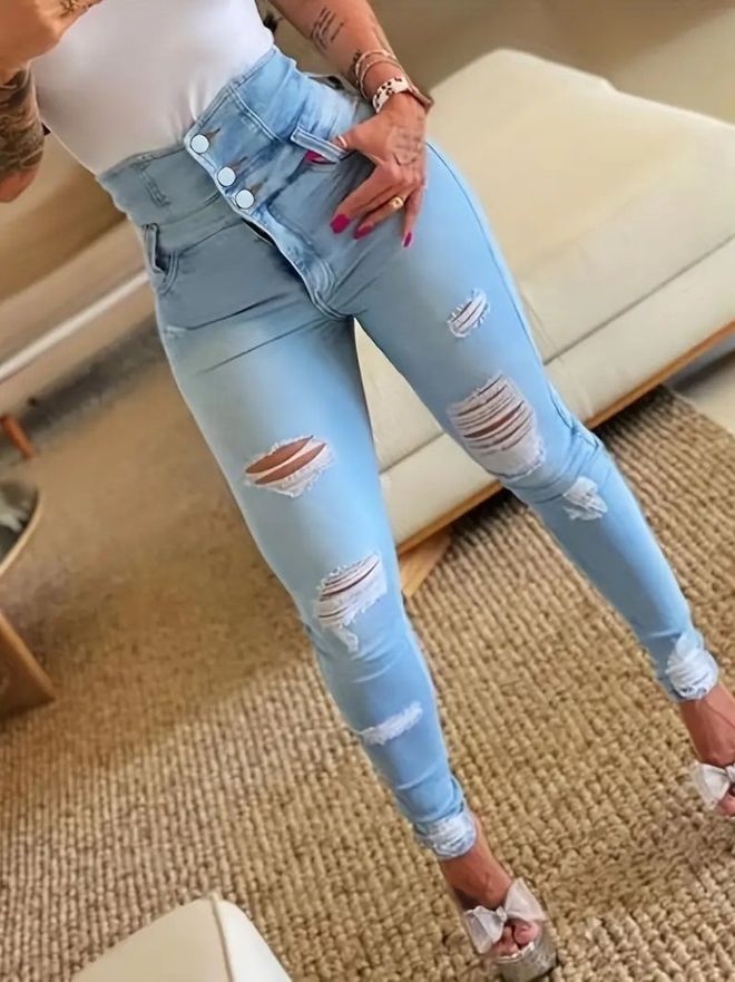 Janes Women's High Waist Button Front Ripped Detailed Jeans Blue Wholesale Clothing Casual