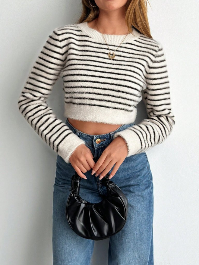 Janes Women's Long Sleeve Turtleneck Crop Knit Blouse White Wholesale Clothing Casual