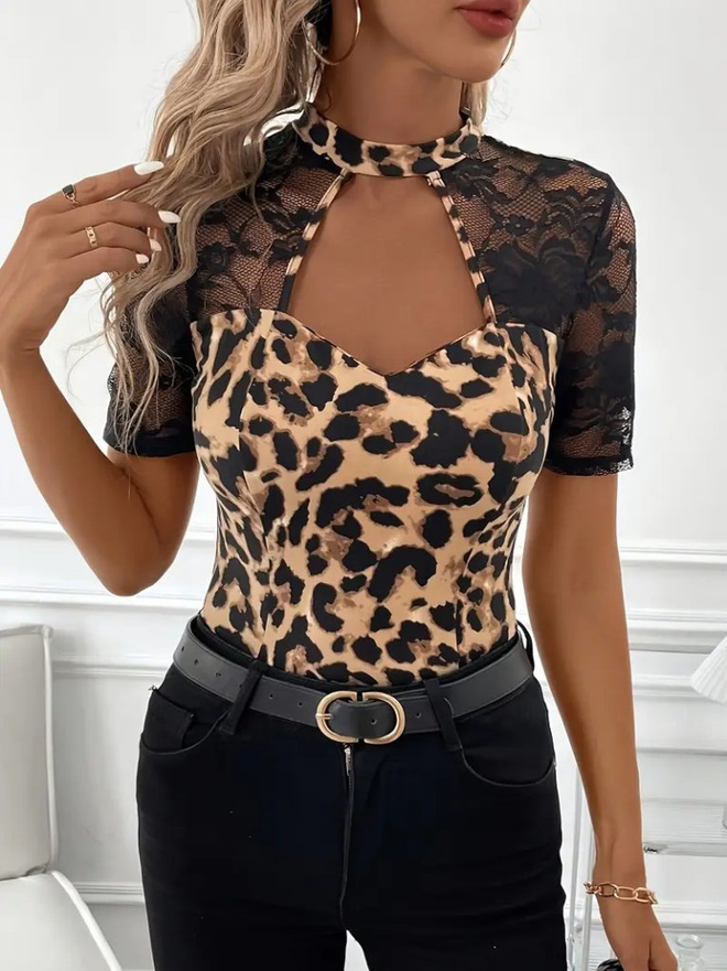 Janes Women's Short Sleeve Semi Fishery Lace Collar Chest Neckline Leopard Print Plunge Blouse Leopard Wholesale Clothing Elegant