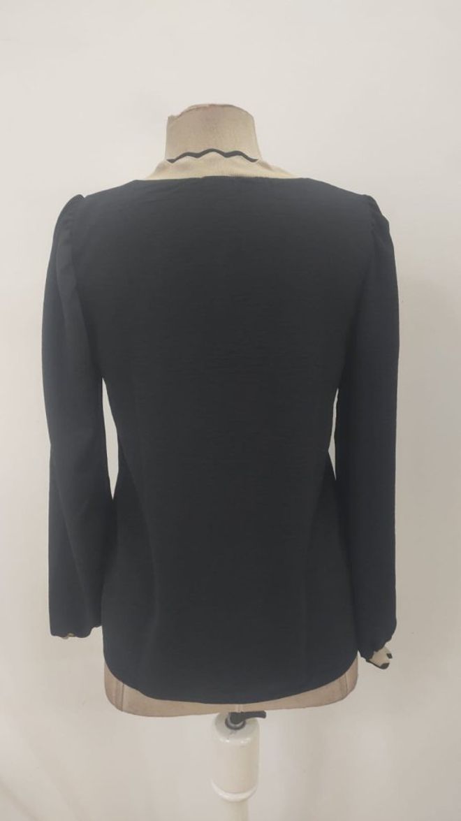 Janes Blusa Negra Con Escote En V Y Mangas Largas Ropa al por mayor Formal