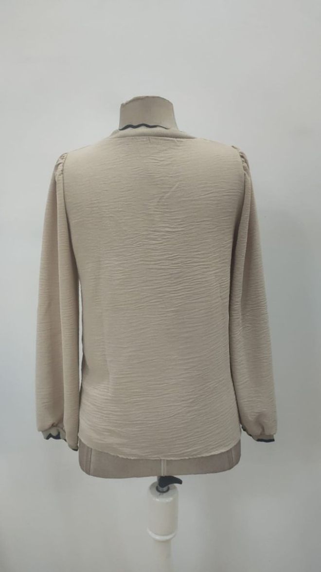 Janes Blusa Beige Con Mangas Con Volantes Y Escote En V Ropa al por mayor 5