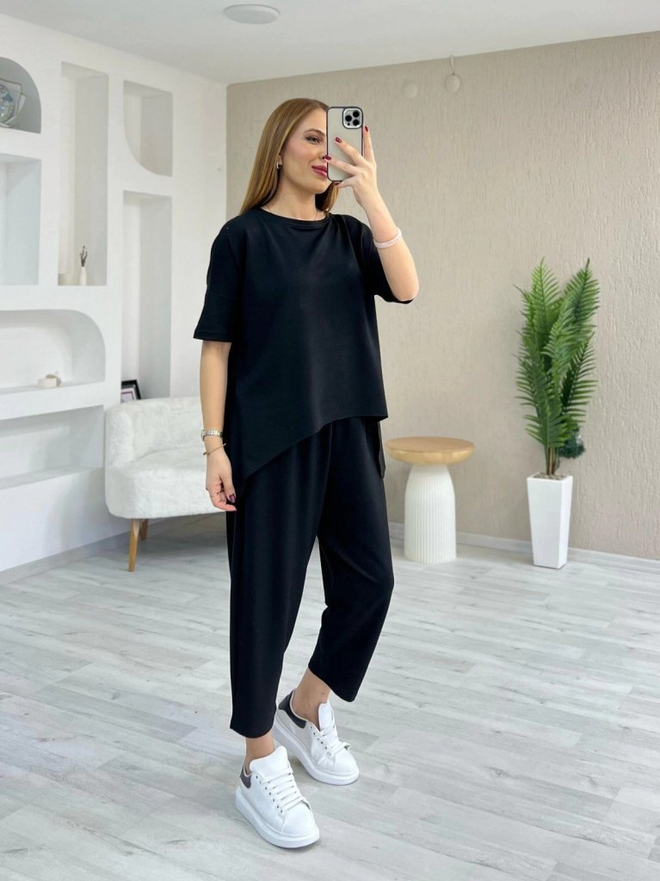 Janes Black Casual Sport Set With Oversized Fit Wholesale Clothing 1