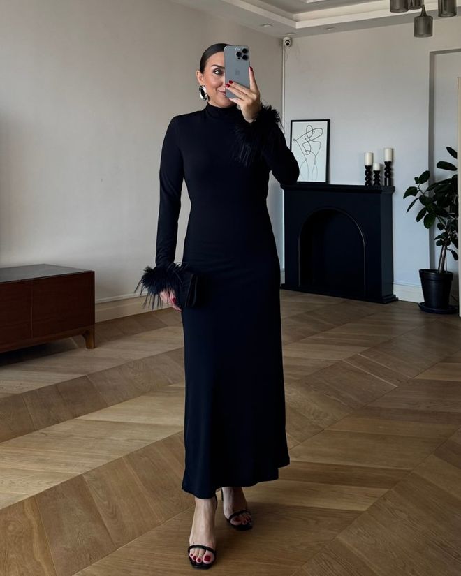 Janes Czarna Elegancka Sukienka Płaszcz Z Zabudowanym Dekoltem Hurtowa sprzedaż odzieży Klasyczny