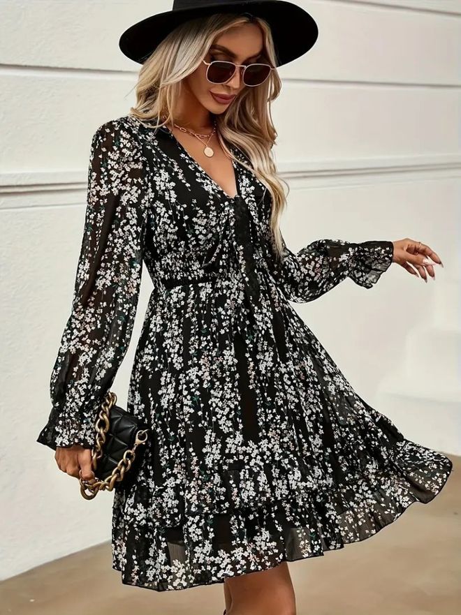 Janes Vestido Preto Fit And Flare Com Decote Em V E Mangas Com Folhos Roupas por atacado Casual