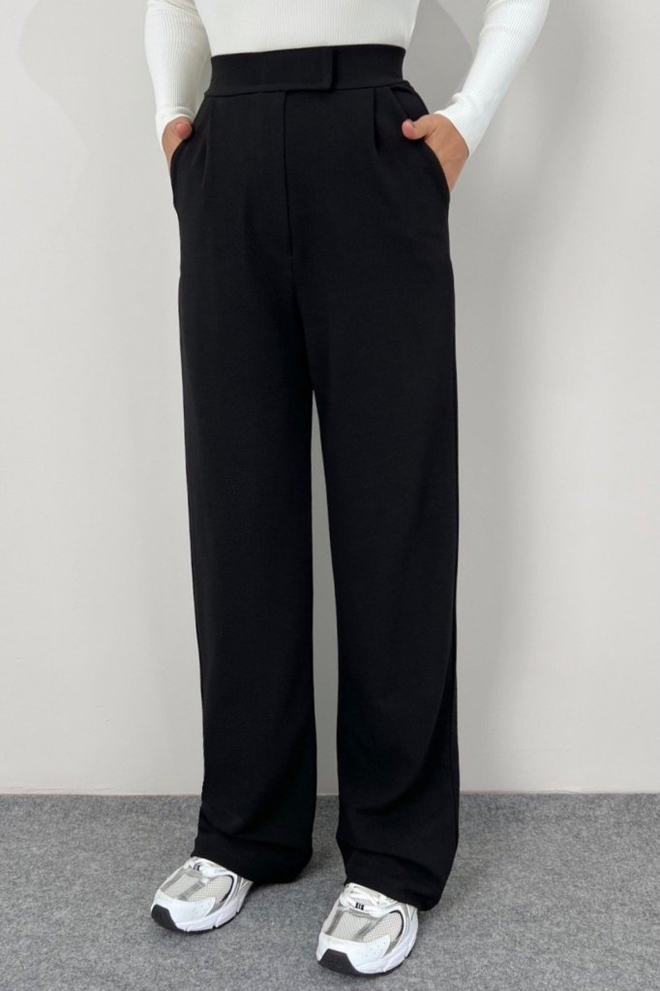 Janes Schwarze Elegante Hose Mit Hoher Taille Und Tapered Schnitt Großhandelskleidung Lässig