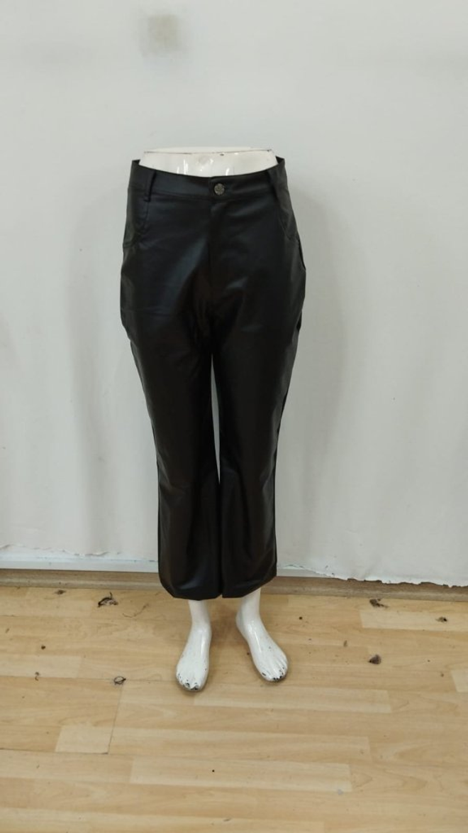 Janes Black Bootcut Pants With Patch Pocket Elegant & Sexy Wholesale Clothing Spring