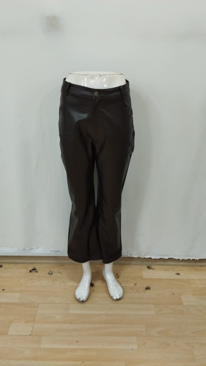 Janes Brown Bootcut Pants With Buttoned Closure Wholesale Clothing Spring