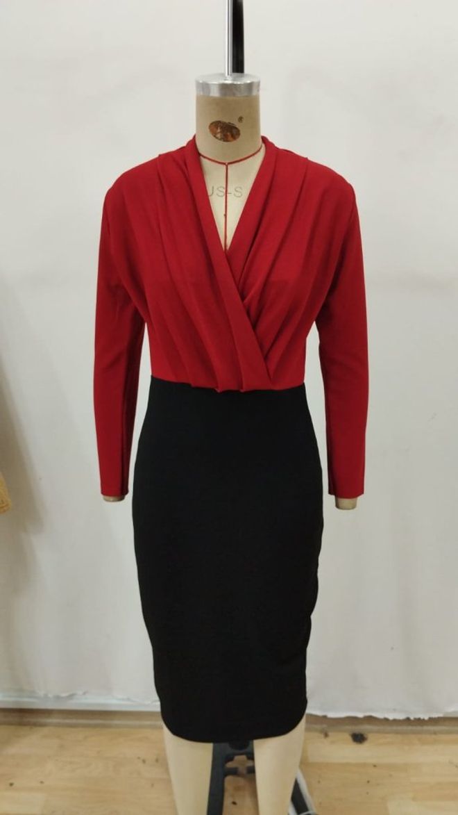 Janes Rode Wikkeljurk Met Lange Mouwen En V hals Groothandel Kleding Formeel